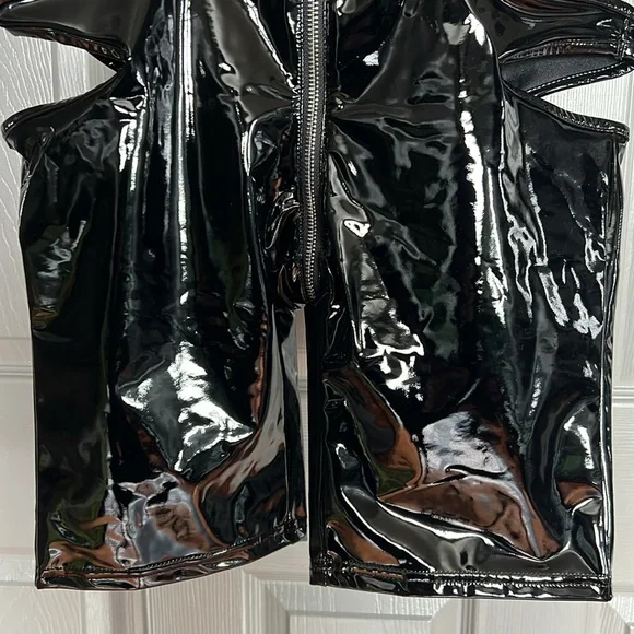 Short - Picture 4 of 9